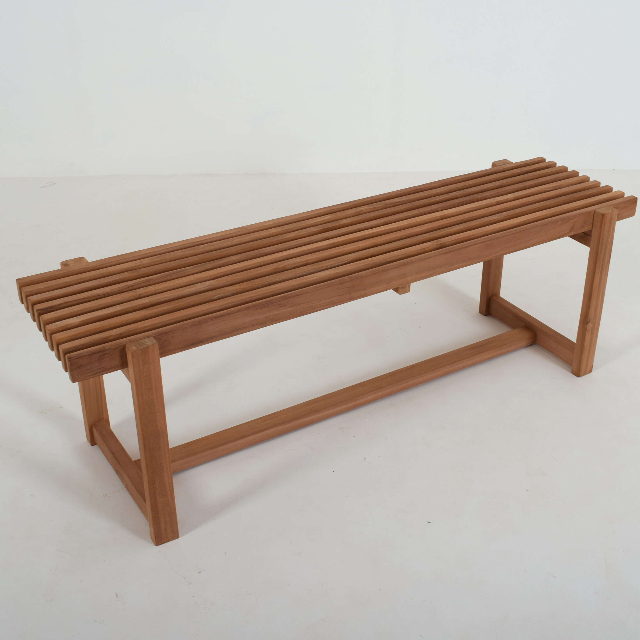 SAKHA BENCH 150